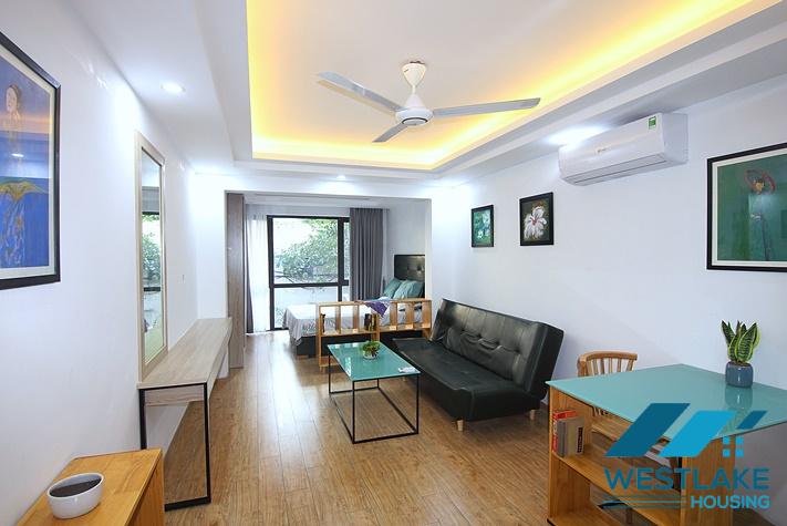 Cho Thuê Căn Hộ Studio Mới, Sáng Thoáng Tại Âu Cơ, Tây Hồ, Hà Nội