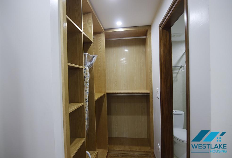 Nice and spacious 02 bedrooms modern apartment for rent in Tay Ho, Ha Noi