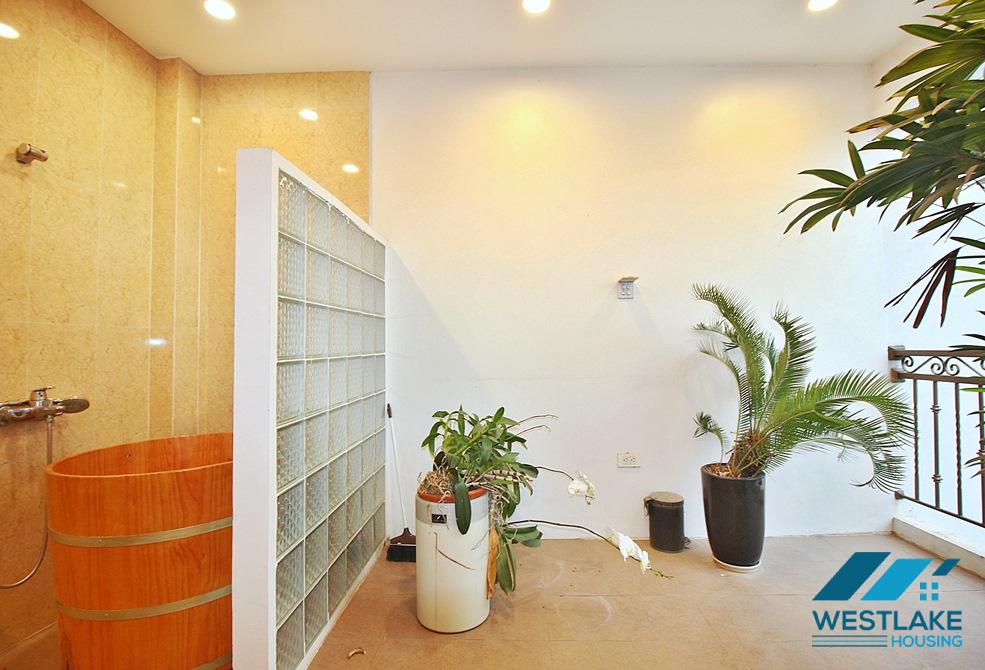 Beautiful design house for rent in Tay Ho, Ha Noi