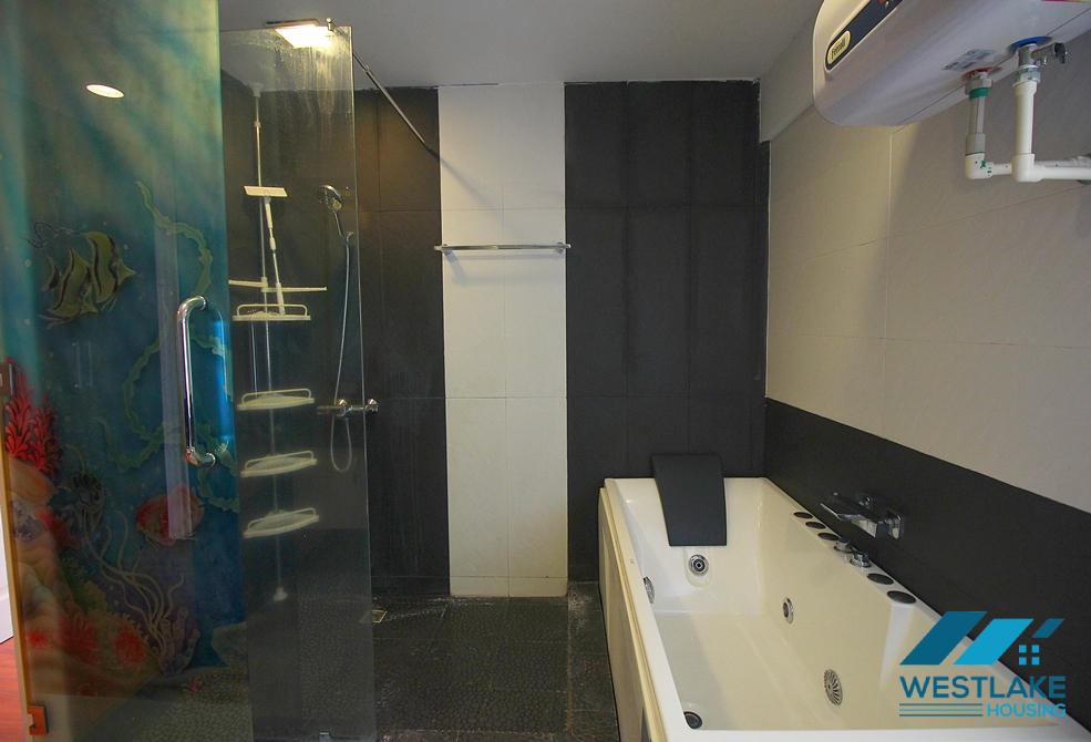 A good 3 bedroom apartment for rent in Ciputra P building, Tay Ho, Ha Noi
