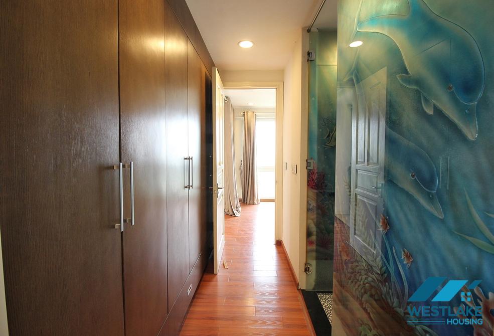 A good 3 bedroom apartment for rent in Ciputra P building, Tay Ho, Ha Noi