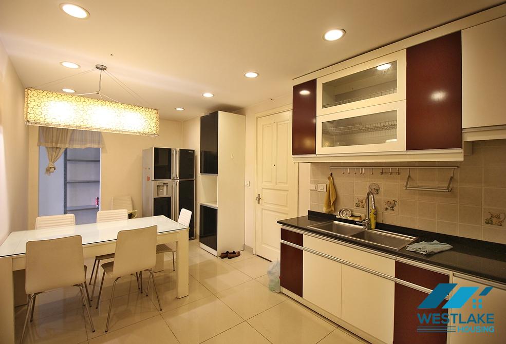 A good 3 bedroom apartment for rent in Ciputra P building, Tay Ho, Ha Noi
