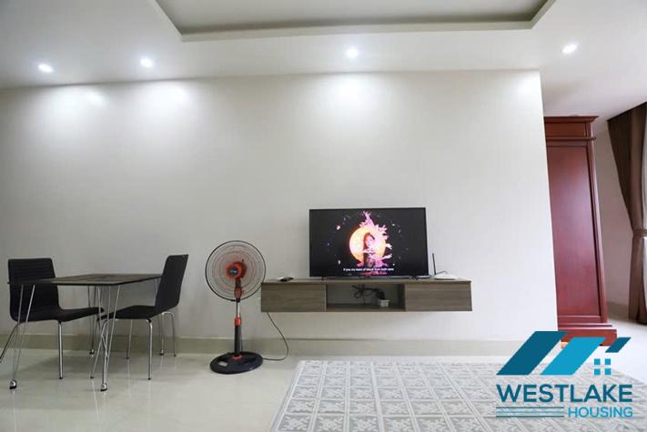 Căn Hộ Studio Đẹp Cho Thuê Tại Phố Đặng Thai Mai, Tây Hồ, Hà Nội