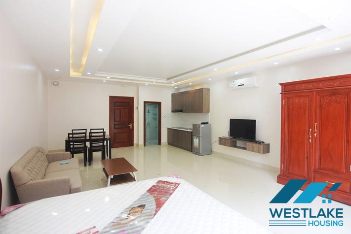 Cho Thuê Căn Hộ Studio Đẹp Tại Phố Đặng Thai Mai, Tây Hồ, Hà Nội
