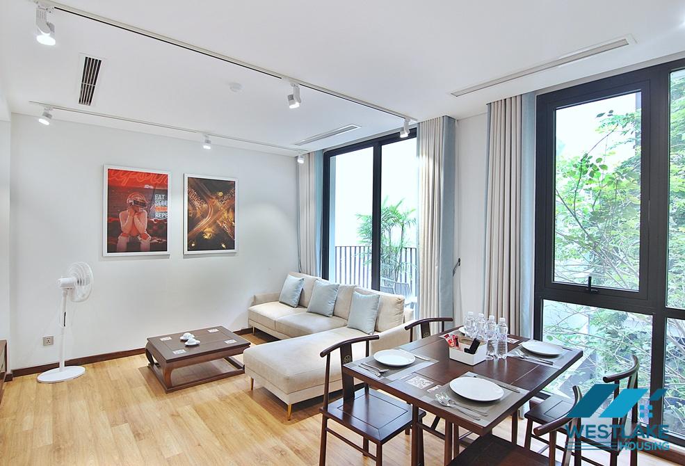 Clean and bright 2 bedrooms apartment for rent in Tu Hoa area, Tay Ho, Ha Noi Clean and bright 2 bedrooms apartment for rent in Tu Hoa area, Tay Ho, Ha Noi