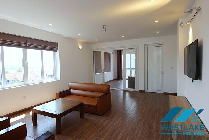 Cho Thuê Căn Hộ 3 Phòng Ngủ Mới Đẹp, Ban Công Thoáng Mát Tại Tây Hồ, Hà Nội Cho Thuê Căn Hộ 3 Phòng Ngủ Mới Đẹp, Ban Công Thoáng Mát Tại Tây Hồ, Hà Nội