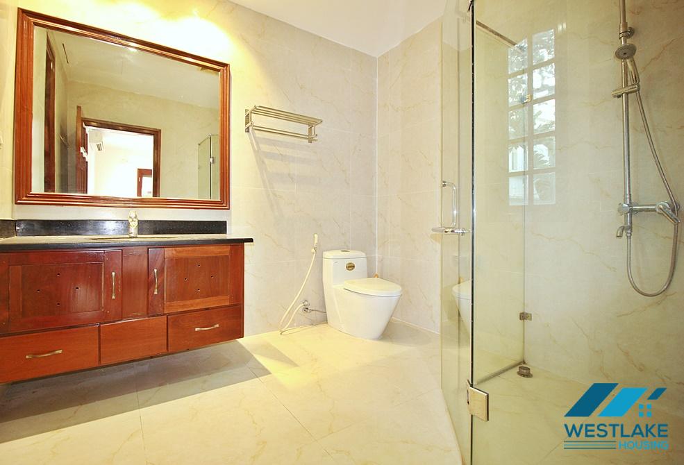 Cho Thuê Biệt Thự 5 Phòng Ngủ Sân Vườn Rộng, View Hồ Thoáng Mát Tại Tô Ngoc Vân, Tây Hồ, Hà Nội Cho Thuê Biệt Thự 5 Phòng Ngủ Sân Vườn Rộng, View Hồ Thoáng Mát Tại Tô Ngoc Vân, Tây Hồ, Hà Nội