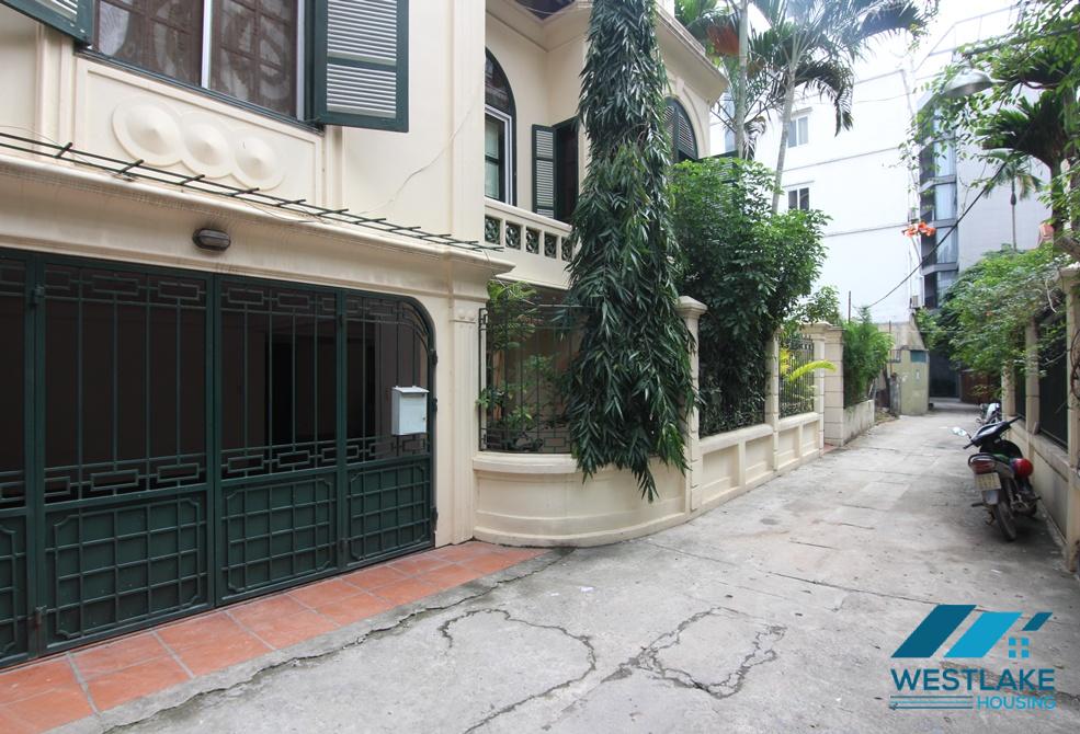 Beautiful mansion with lots of charms for rent in Tay Ho, Ha Noi