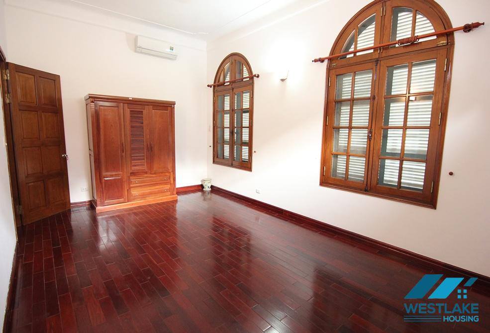 Beautiful mansion with lots of charms for rent in Tay Ho, Ha Noi