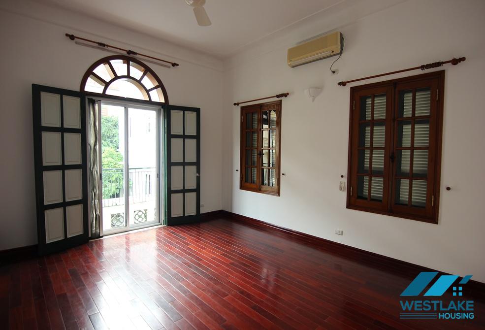 Beautiful mansion with lots of charms for rent in Tay Ho, Ha Noi