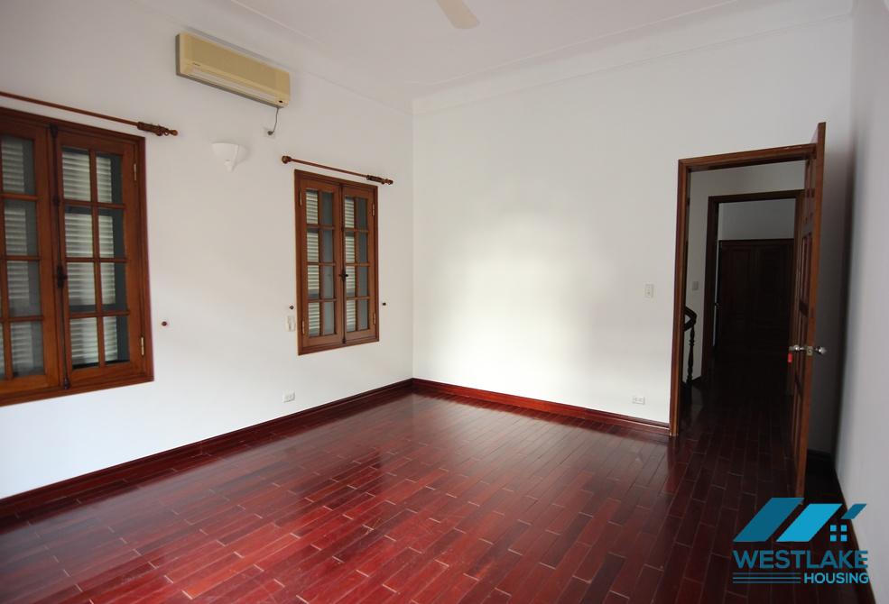 Beautiful mansion with lots of charms for rent in Tay Ho, Ha Noi