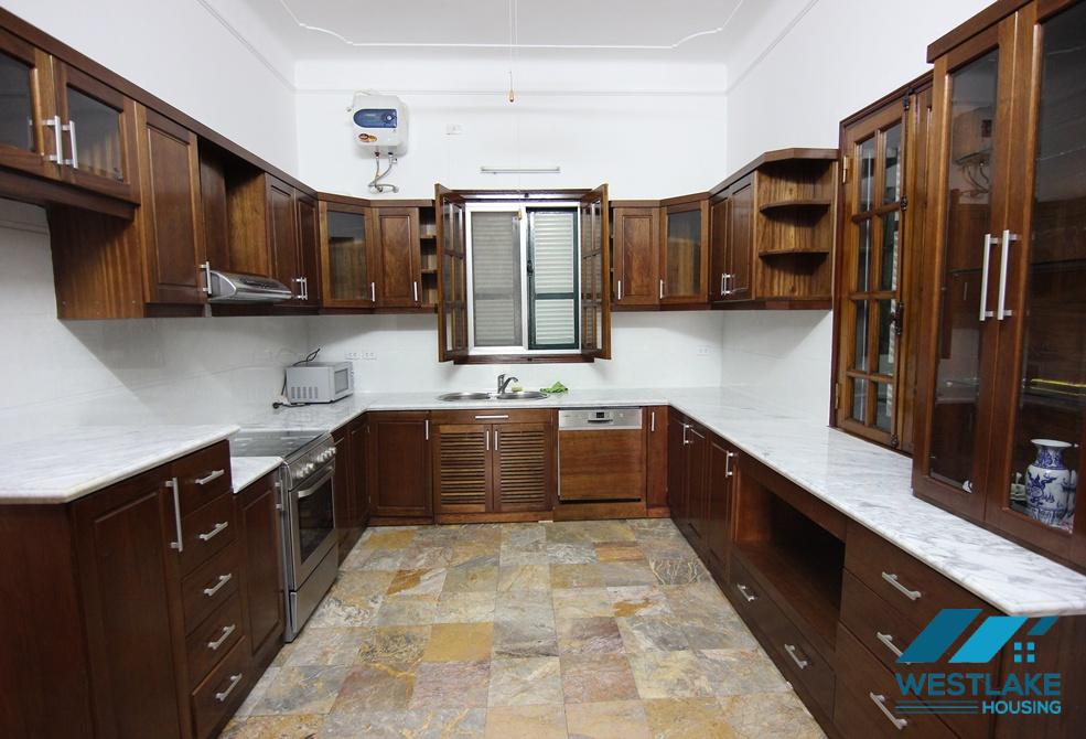 Beautiful mansion with lots of charms for rent in Tay Ho, Ha Noi