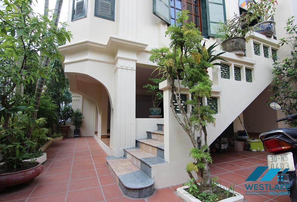 Beautiful mansion with lots of charms for rent in Tay Ho, Ha Noi