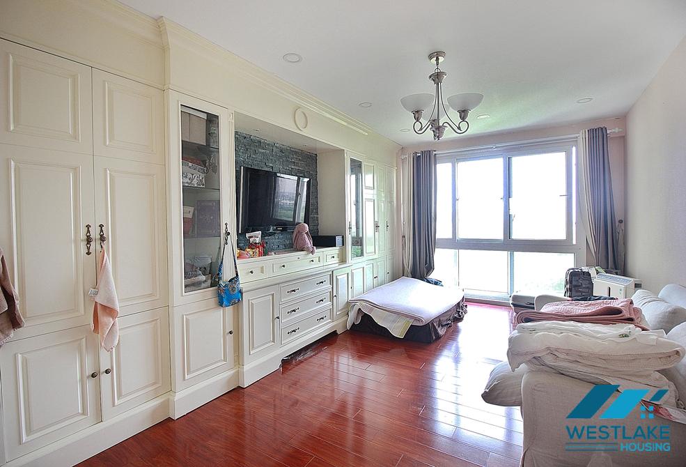 A reasonable priced apartment with 4 bedrooms for rent in Ciputra, Tay Ho, Ha Noi A reasonable priced apartment with 4 bedrooms for rent in Ciputra, Tay Ho, Ha Noi