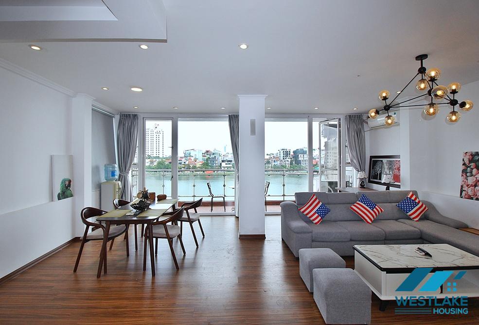 Amazing lake view for two bedrooms apartment for rent in Tay Ho, Hanoi Amazing lake view for two bedrooms apartment for rent in Tay Ho, Hanoi