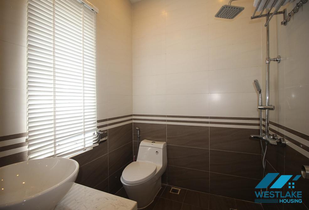 Wonderfull lake view 2 bedrooms apartment for rent on Quang An street, Tay Ho, Ha Noi Wonderfull lake view 2 bedrooms apartment for rent on Quang An street, Tay Ho, Ha Noi