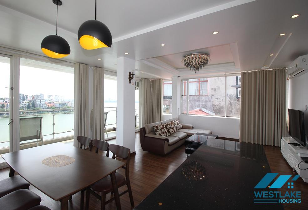 Wonderfull lake view 2 bedrooms apartment for rent on Quang An street, Tay Ho, Ha Noi Wonderfull lake view 2 bedrooms apartment for rent on Quang An street, Tay Ho, Ha Noi