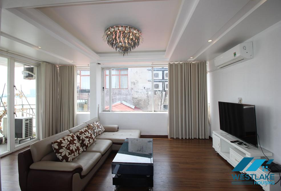 Wonderfull lake view 2 bedrooms apartment for rent on Quang An street, Tay Ho, Ha Noi Wonderfull lake view 2 bedrooms apartment for rent on Quang An street, Tay Ho, Ha Noi