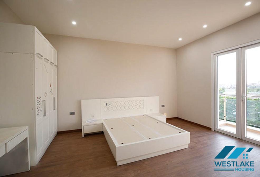 Cho thuê nhà có nội thất đầy đủ, 5 phòng ngủ tại Ciputra. Cho thuê nhà có nội thất đầy đủ, 5 phòng ngủ tại Ciputra.