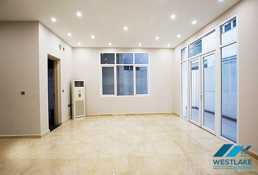 Cho thuê nhà có nội thất đầy đủ, 5 phòng ngủ tại Ciputra. Cho thuê nhà có nội thất đầy đủ, 5 phòng ngủ tại Ciputra.