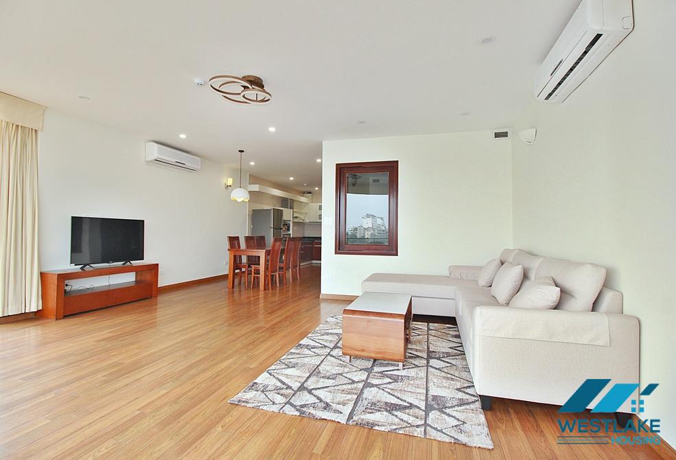 Beautiful 03 bedrooms apartment for rent in Quang An Street, Tay Ho, Ha Noi