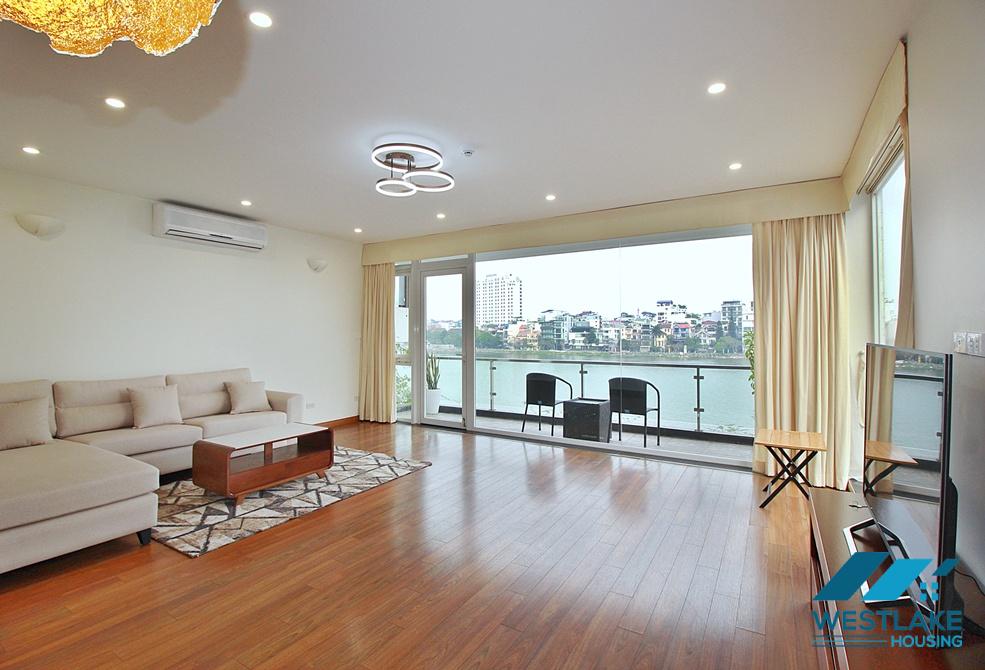 Beautiful 03 bedrooms apartment for rent in Quang An Street, Tay Ho, Ha Noi