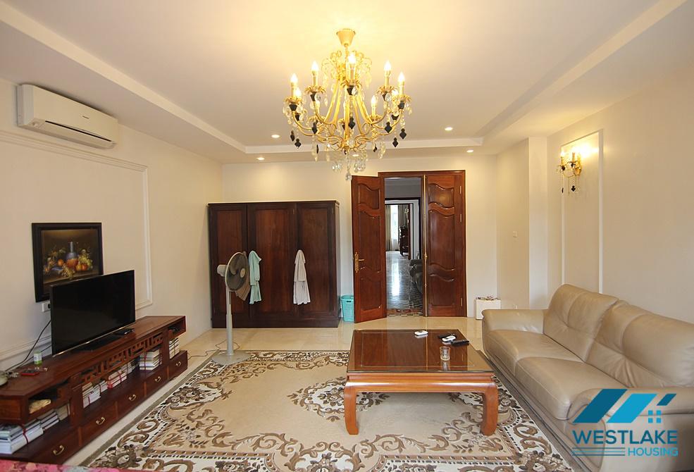 A nice 4 bedroom villa for rent in Dang Thai Mai, Tay Ho A nice 4 bedroom villa for rent in Dang Thai Mai, Tay Ho