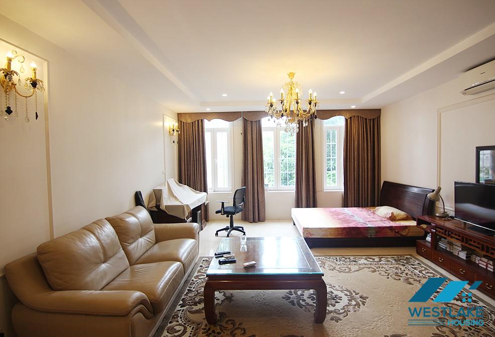 A nice 4 bedroom villa for rent in Dang Thai Mai, Tay Ho A nice 4 bedroom villa for rent in Dang Thai Mai, Tay Ho