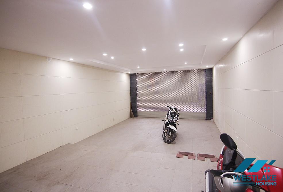 A nice 4 bedroom villa for rent in Dang Thai Mai, Tay Ho A nice 4 bedroom villa for rent in Dang Thai Mai, Tay Ho