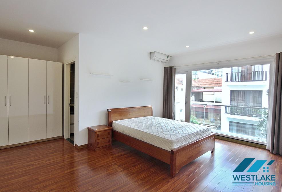 A modern villa with lot of natural light for rent in Tay Ho, Ha Noi A modern villa with lot of natural light for rent in Tay Ho, Ha Noi