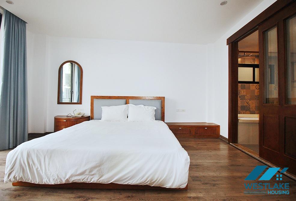 Bright 02 bedrooms apartment on high floor for rent in Tay Ho, Ha Noi Bright 02 bedrooms apartment on high floor for rent in Tay Ho, Ha Noi