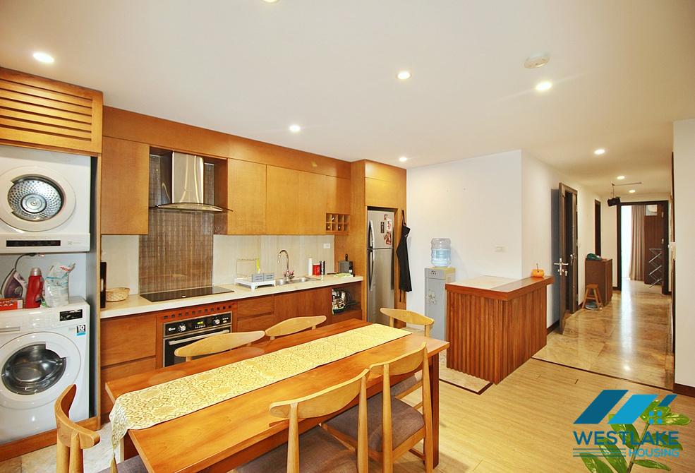 Cho Thuê Căn Hộ 3 Phòng Ngủ Đẹp Tại Khu Vực Tây Hồ, Hà Nội. Cho Thuê Căn Hộ 3 Phòng Ngủ Đẹp Tại Khu Vực Tây Hồ, Hà Nội.