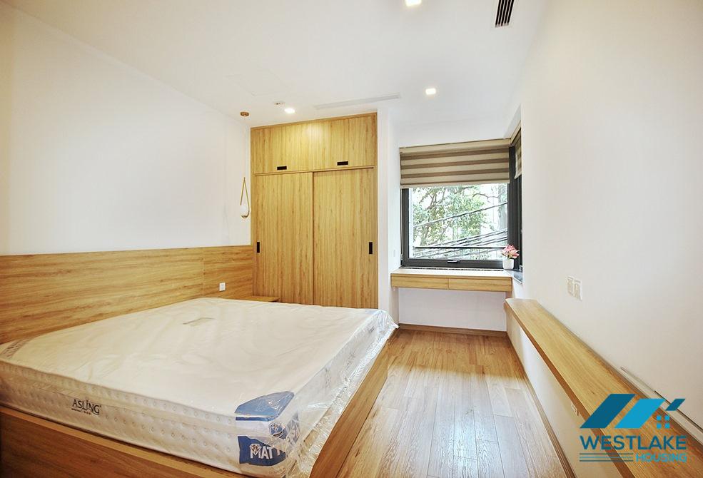 Good quality 02 bedrooms apartment for rent in Xuan Dieu area, Tay Ho, Ha Noi