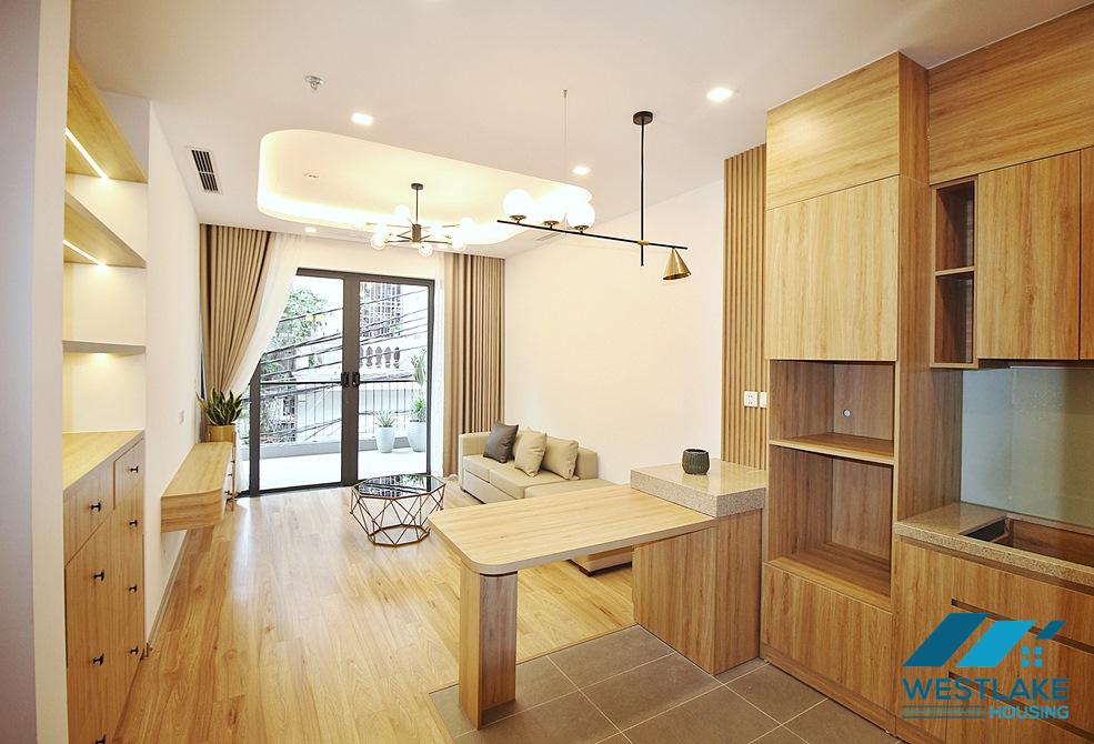 Good quality 02 bedrooms apartment for rent in Xuan Dieu area, Tay Ho, Ha Noi
