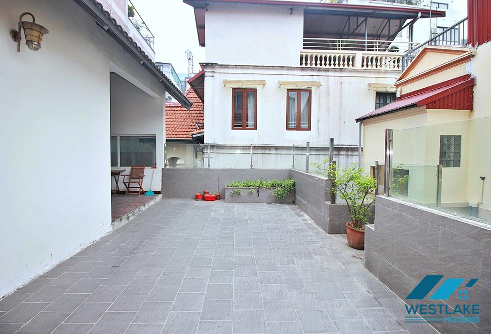 Modern and high quality house for rent in Tay Ho ward, Ha Noi