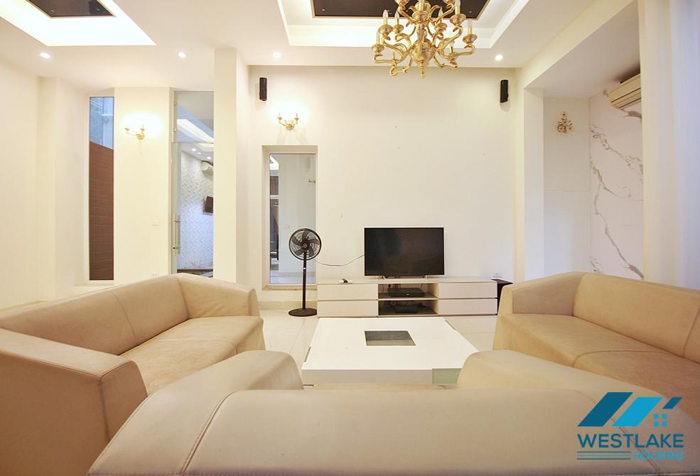 Modern and high quality house for rent in Tay Ho ward, Ha Noi