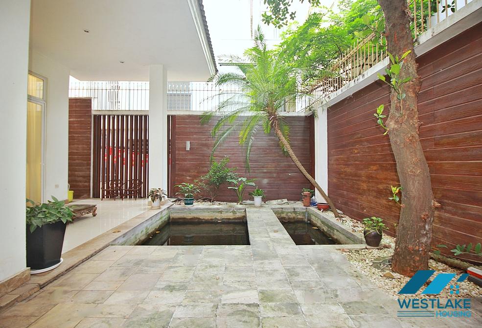 Modern and high quality house for rent in Tay Ho ward, Ha Noi
