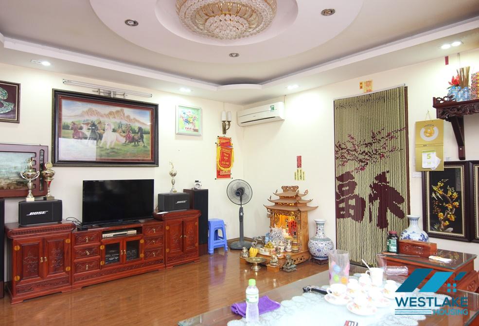 A nice house with big yard for rent in Dang Thai Mai, Tay Ho A nice house with big yard for rent in Dang Thai Mai, Tay Ho