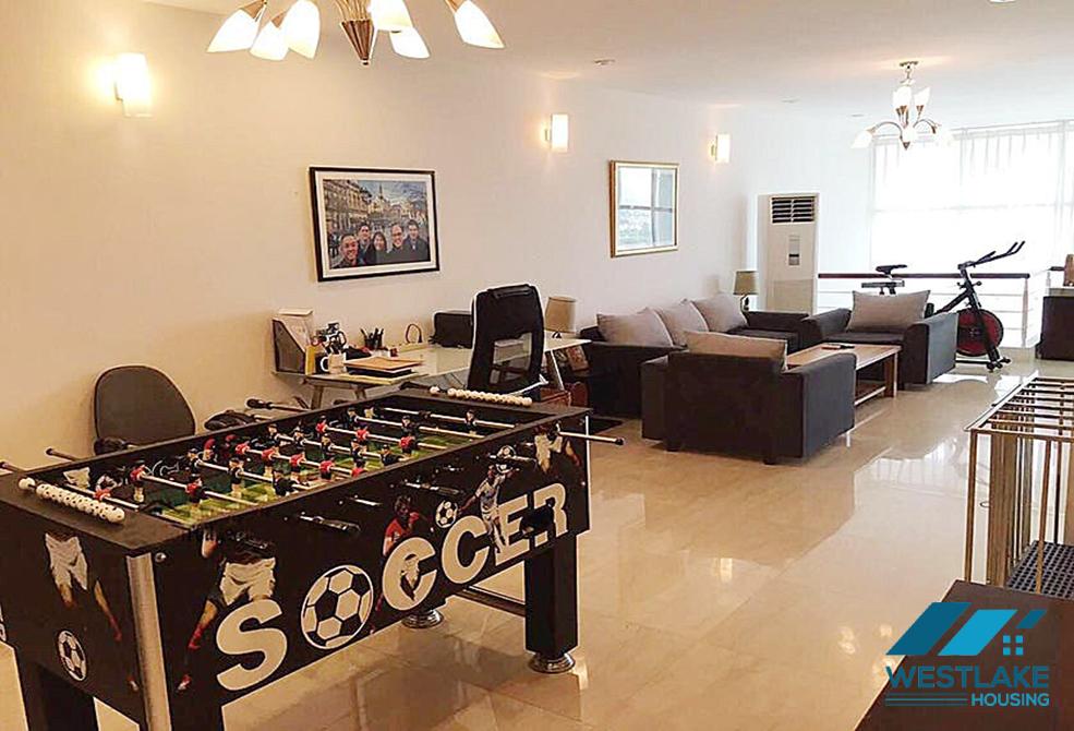 An penthouse apartment for rent at P building Ciputra, Tay Ho, Ha Noi An penthouse apartment for rent at P building Ciputra, Tay Ho, Ha Noi