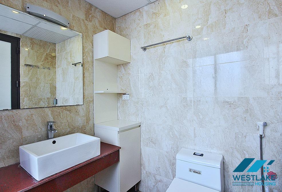 Cho Thuê Căn Hộ 2 Phòng Ngủ Rộng Rãi, Giá Cả Phải Chăng Tại Trung Tâm Khu Vực Tây Hồ, Hà Nội. Cho Thuê Căn Hộ 2 Phòng Ngủ Rộng Rãi, Giá Cả Phải Chăng Tại Trung Tâm Khu Vực Tây Hồ, Hà Nội.