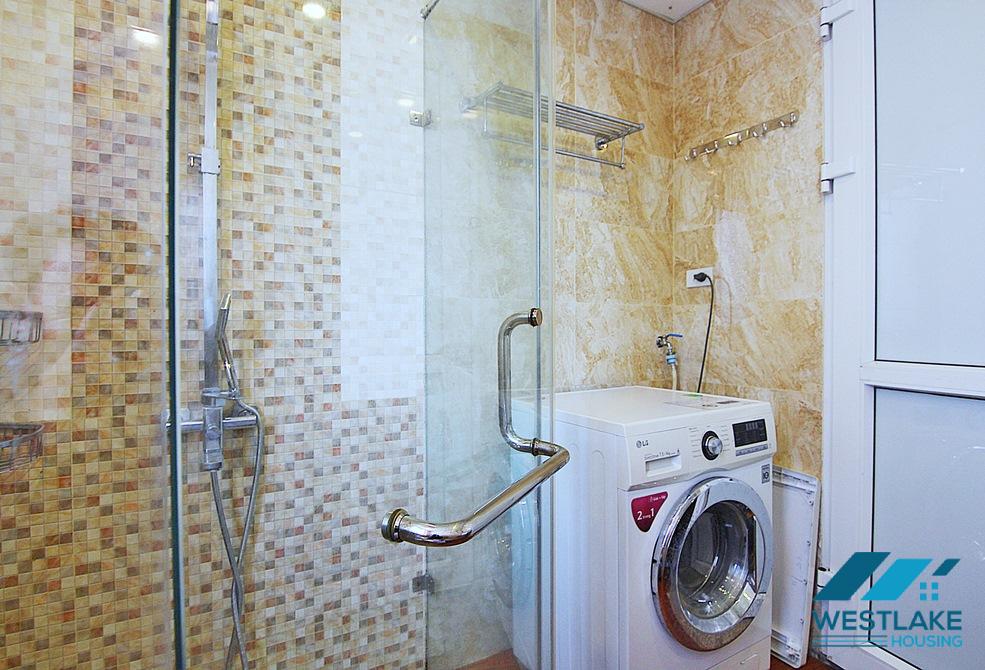 Cho Thuê Căn Hộ 2 Phòng Ngủ Rộng Rãi, Giá Cả Phải Chăng Tại Trung Tâm Khu Vực Tây Hồ, Hà Nội. Cho Thuê Căn Hộ 2 Phòng Ngủ Rộng Rãi, Giá Cả Phải Chăng Tại Trung Tâm Khu Vực Tây Hồ, Hà Nội.