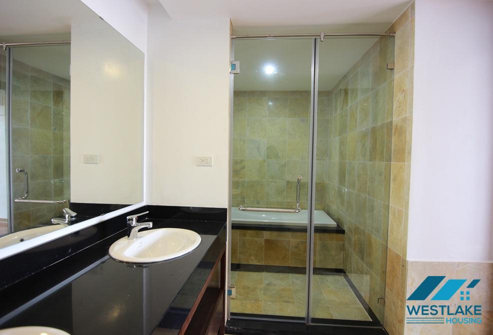 Cosy 03 bedrooms apartment with stunning lakeview for rent in Tay Ho, Ha Noi Cosy 03 bedrooms apartment with stunning lakeview for rent in Tay Ho, Ha Noi