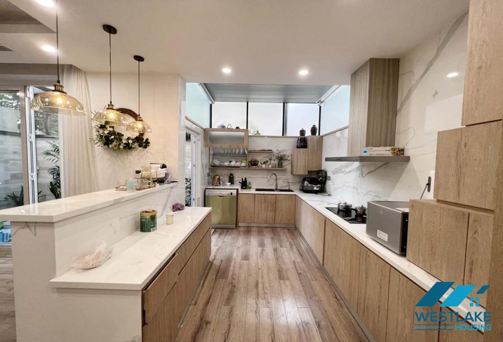 CHO THUÊ NHÀ ĐẸP CÓ THANG MÁY TẠI CIPUTRA, TÂY HỒ CHO THUÊ NHÀ ĐẸP CÓ THANG MÁY TẠI CIPUTRA, TÂY HỒ