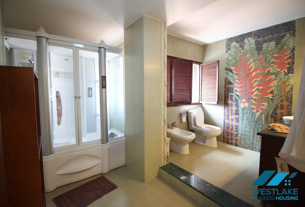 A beautiful villa with 4 bedrooms for rent in tay Ho, Ha Noi