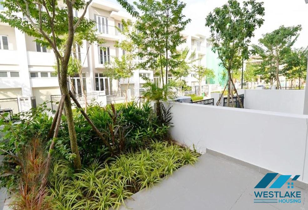 CHO THUÊ BIỆT THỰ BÁN NỘI THẤT 5 PHÒNG NGỦ TẠI CIPUTRA, TÂY HỒ CHO THUÊ BIỆT THỰ BÁN NỘI THẤT 5 PHÒNG NGỦ TẠI CIPUTRA, TÂY HỒ