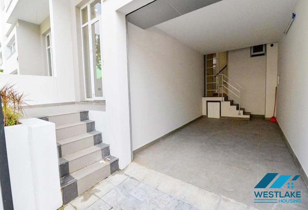 CHO THUÊ BIỆT THỰ BÁN NỘI THẤT 5 PHÒNG NGỦ TẠI CIPUTRA, TÂY HỒ CHO THUÊ BIỆT THỰ BÁN NỘI THẤT 5 PHÒNG NGỦ TẠI CIPUTRA, TÂY HỒ