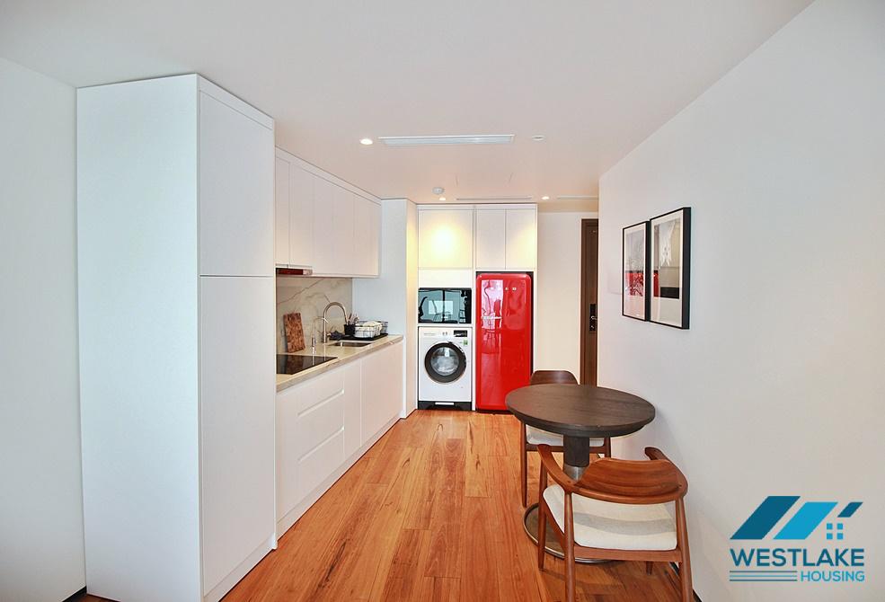 A brand new studio with lake view for rent in Tay Ho, Ha Noi