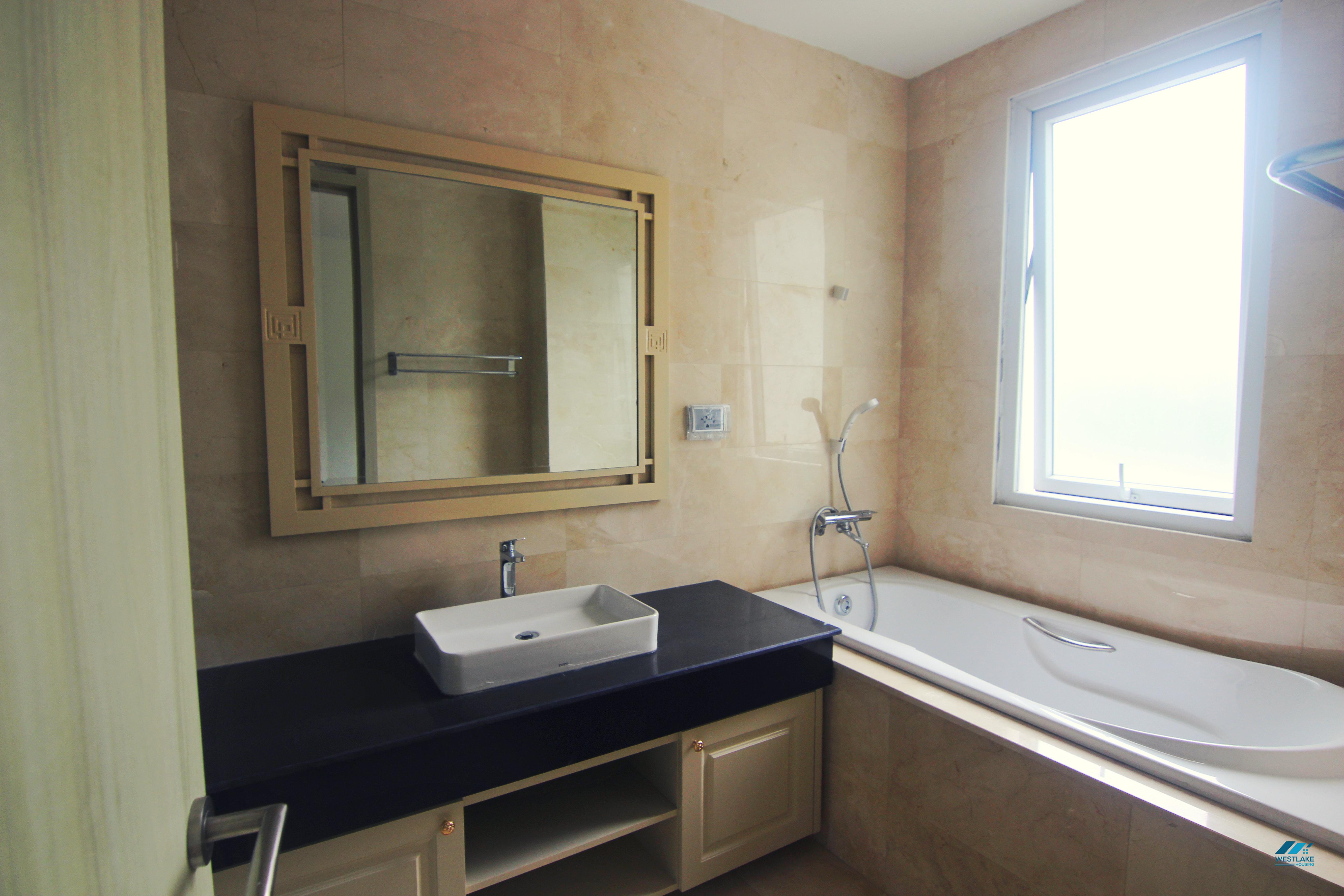 CHO THUÊ BIỆT THỰ 4 PHÒNG NGỦ MỚI – CIPUTRA, TÂY HỒ