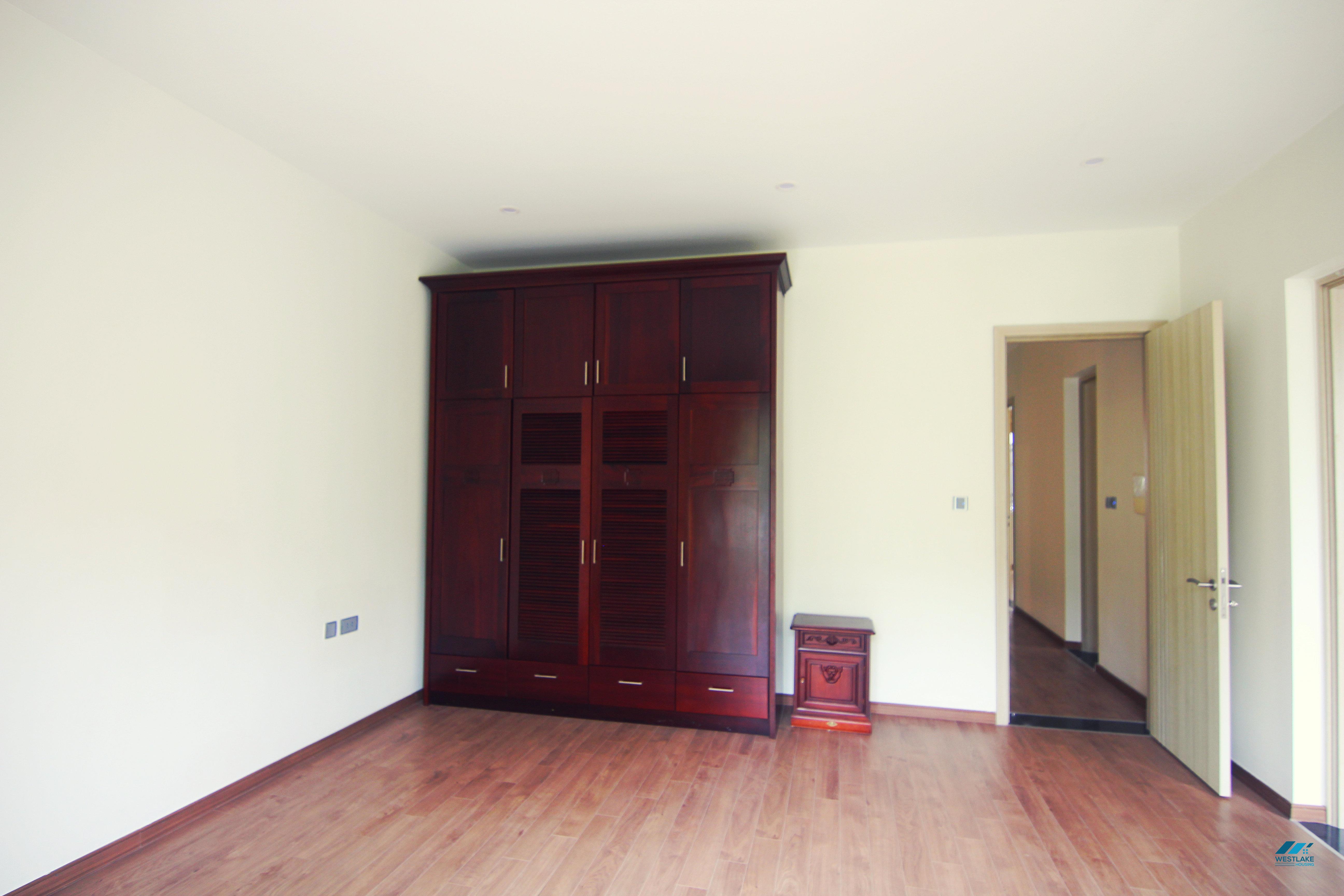 CHO THUÊ BIỆT THỰ 4 PHÒNG NGỦ MỚI – CIPUTRA, TÂY HỒ