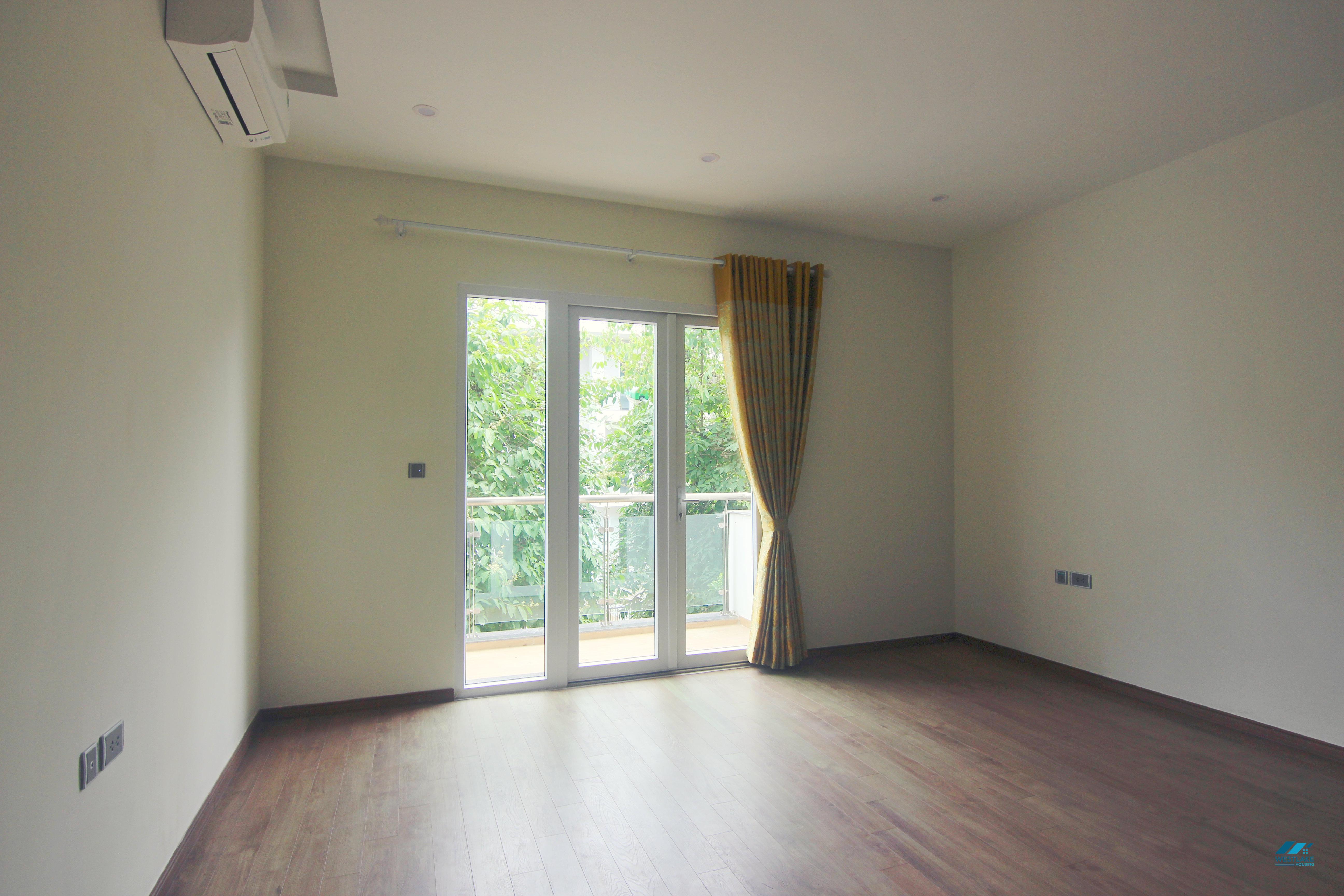 CHO THUÊ BIỆT THỰ 4 PHÒNG NGỦ MỚI – CIPUTRA, TÂY HỒ